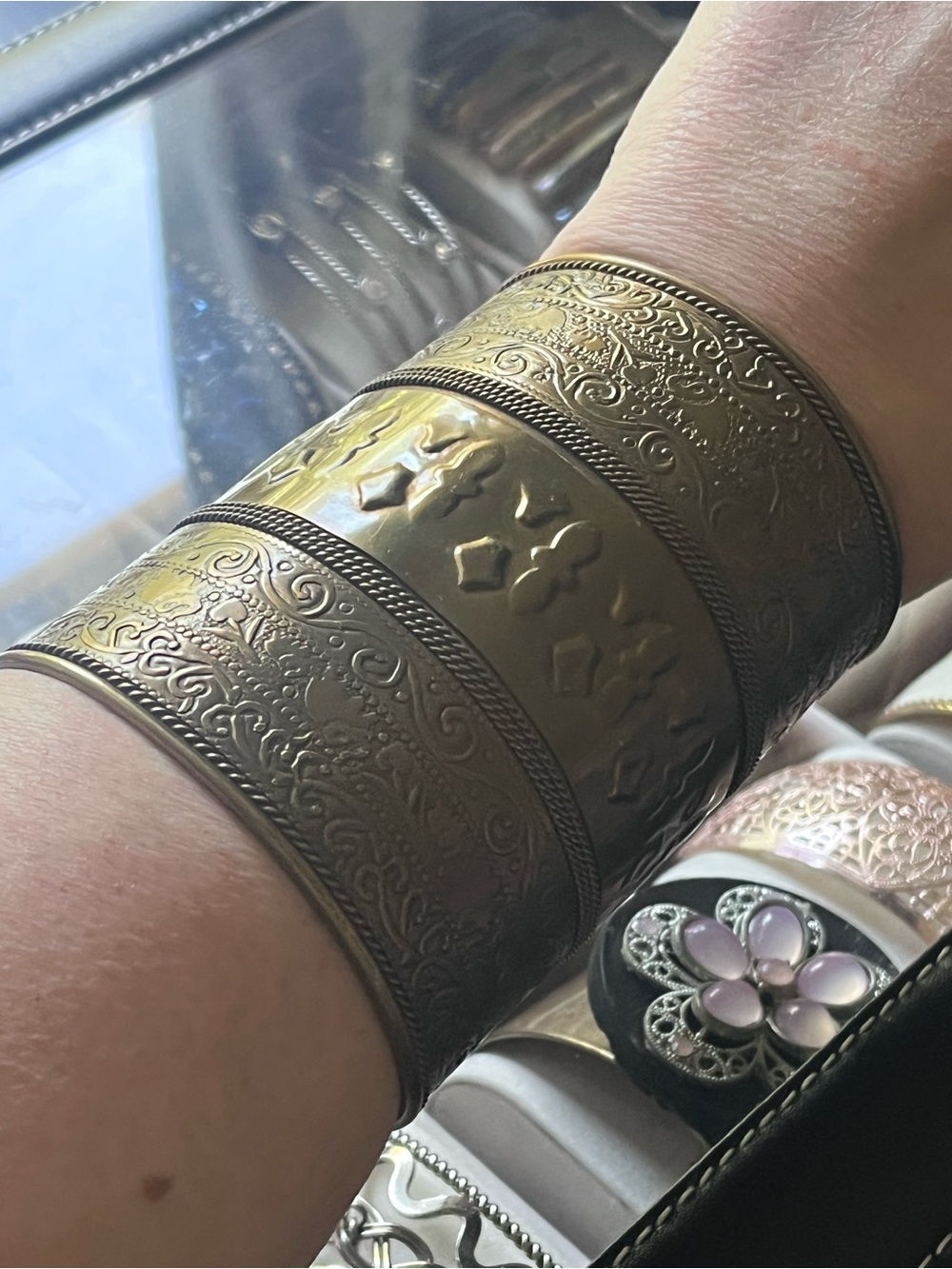 Antique-Style Gold Brass Cuff Bracelet - Women Accessories